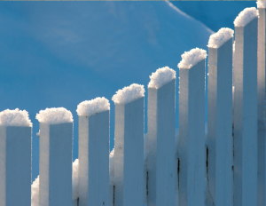 8 Amazing Winter Ready Designs for Your Vinyl Fencing This Season